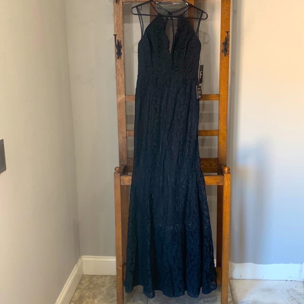Lulus Womens’s black lace formal dress. New with tags.